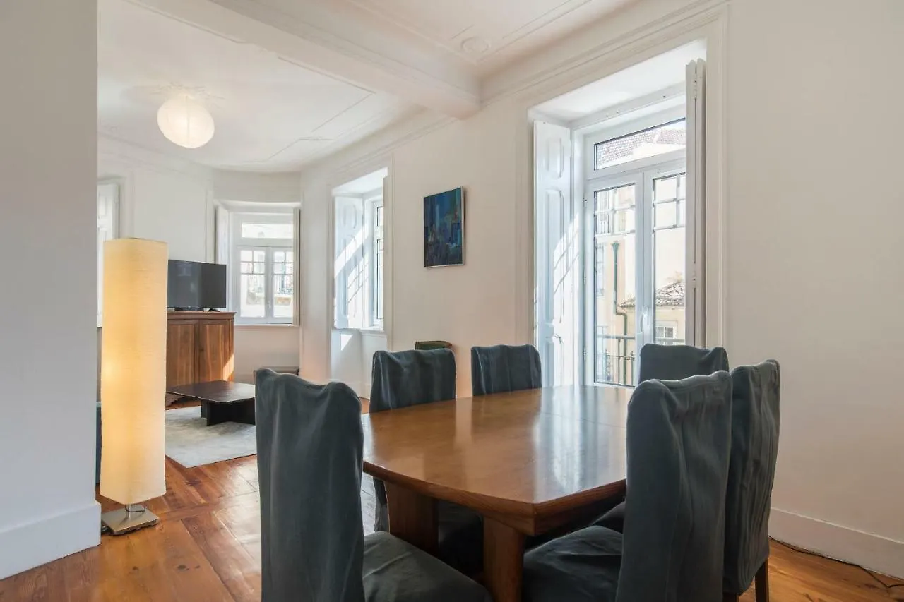 Lovelystay - Peaceful Living - Heart Of The City Lisboa 0*,  Portugal