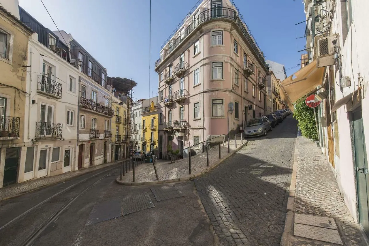 Appartamento Lovelystay - Peaceful Living - Heart Of The City Lisbona